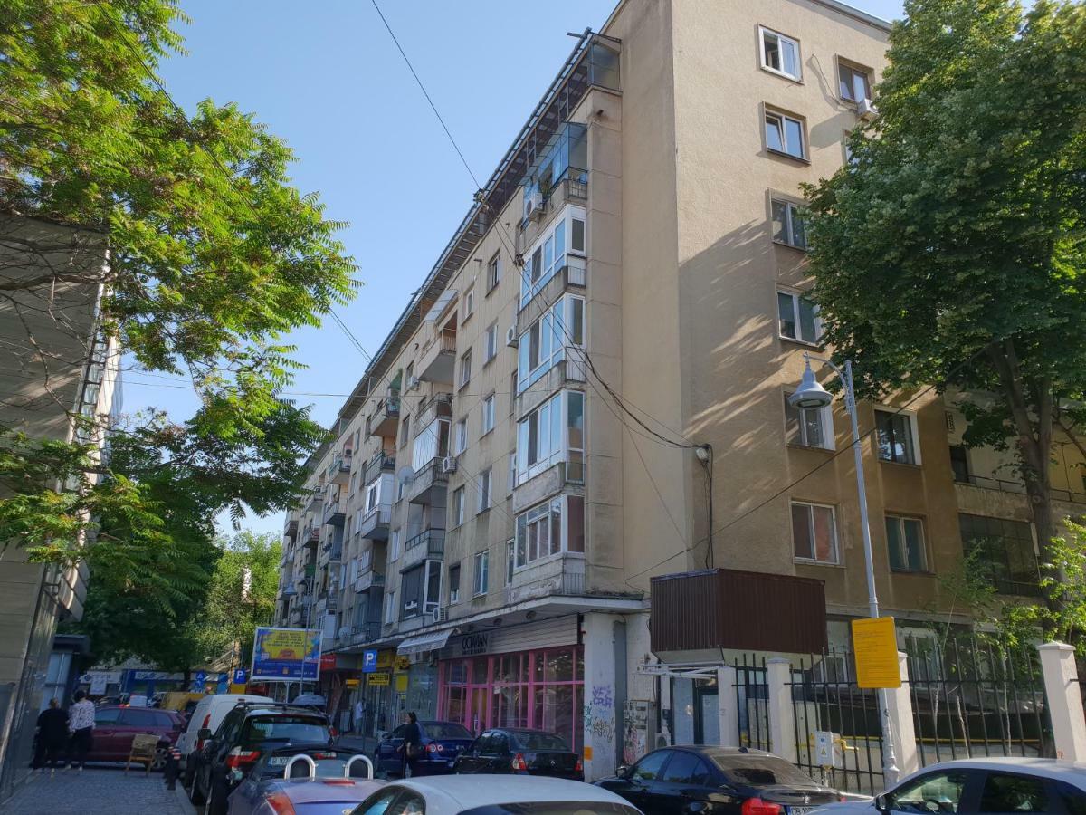 Central Luxury Flat With Terrace - Adela Accommodation - Ideal For Long Stays Bukarest Eksteriør billede