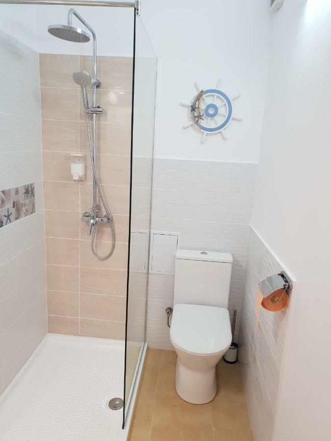 Central Luxury Flat With Terrace - Adela Accommodation - Ideal For Long Stays Bukarest Eksteriør billede